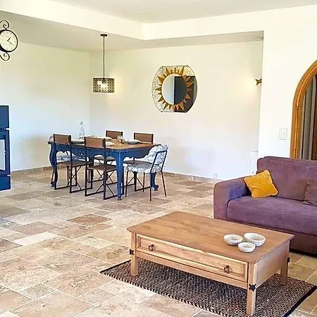 Escaillon Comfortable